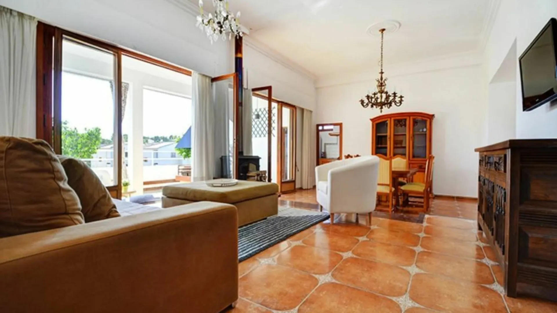 103945 - Villa In Santa Ponsa Кальвиа
